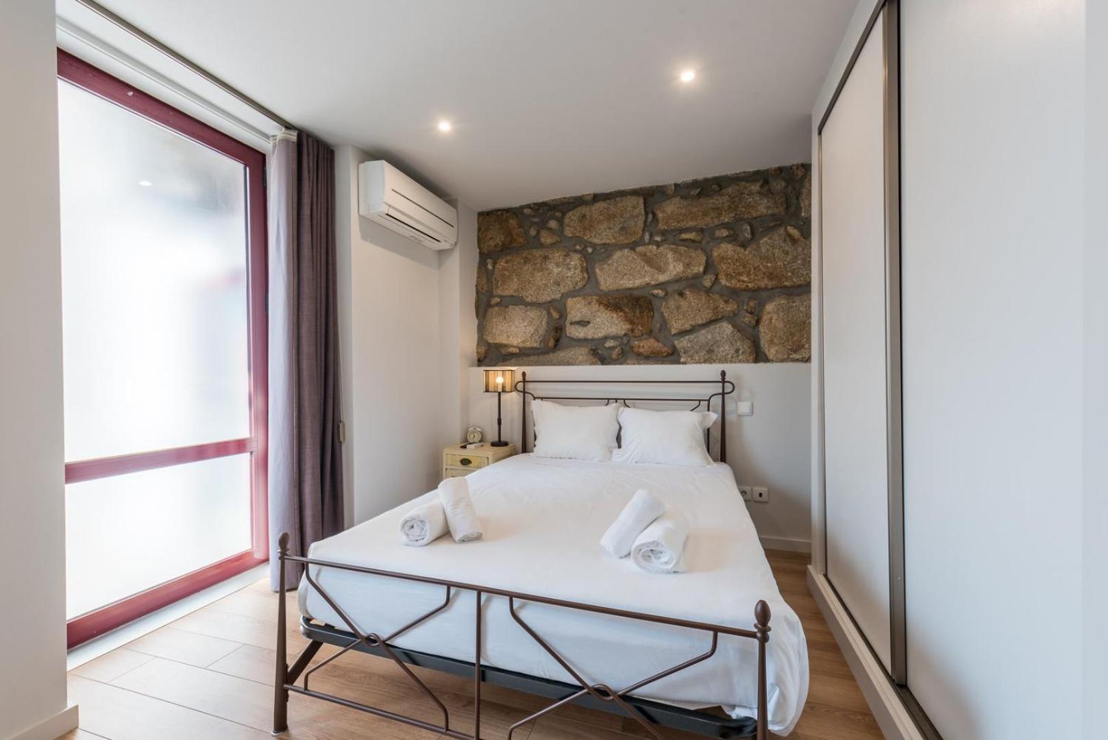 Guestready - Crayon Walls Apts Порто Екстериор снимка