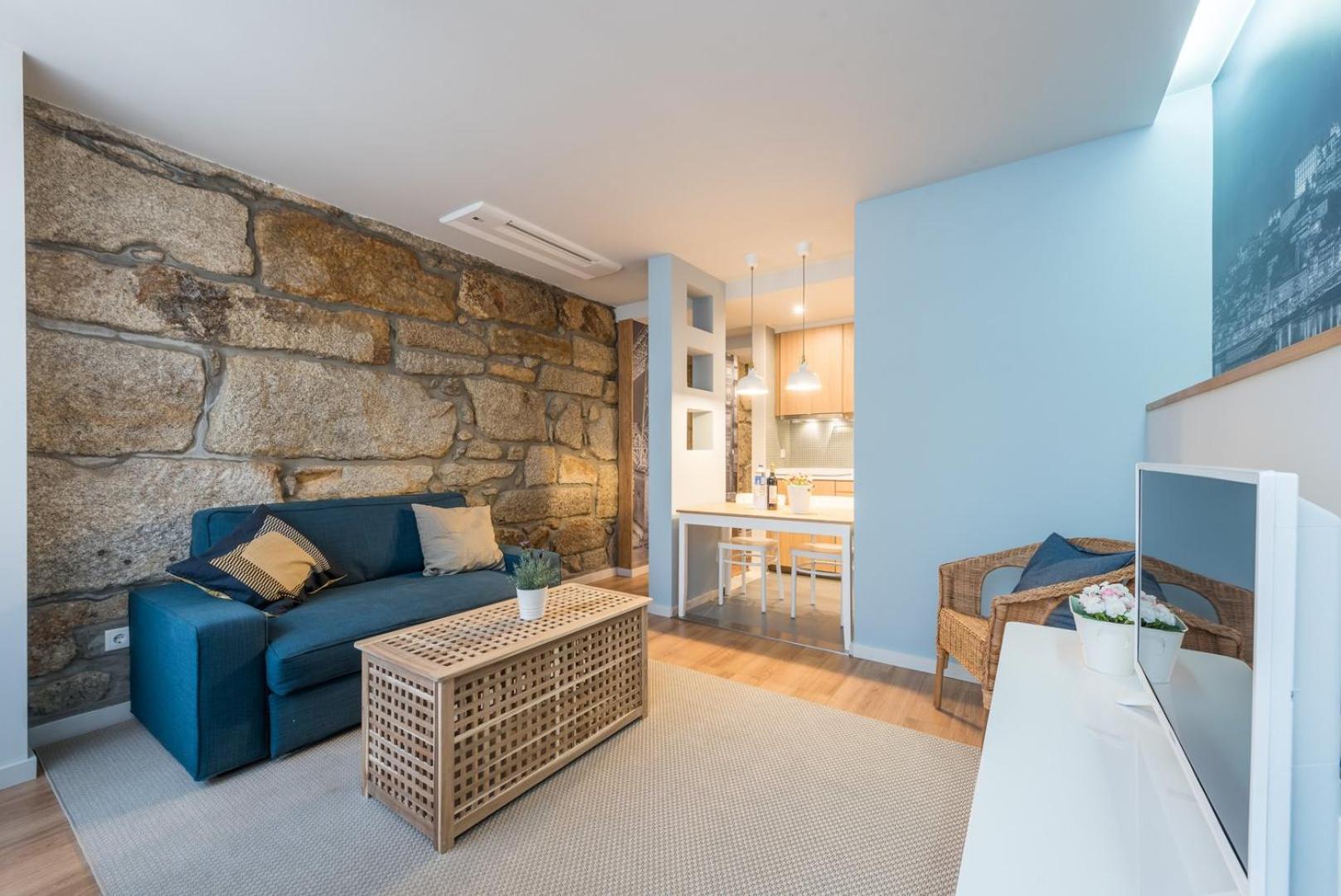Guestready - Crayon Walls Apts Порто Екстериор снимка